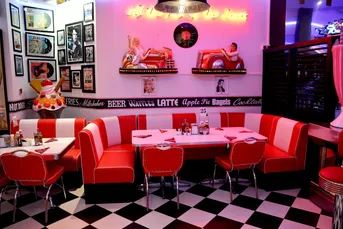 Commercial Photography Interior Design - Restaurant Interior Photo